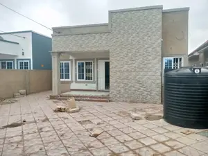 3bdrm House in Hfc Estate, Spintex for sale