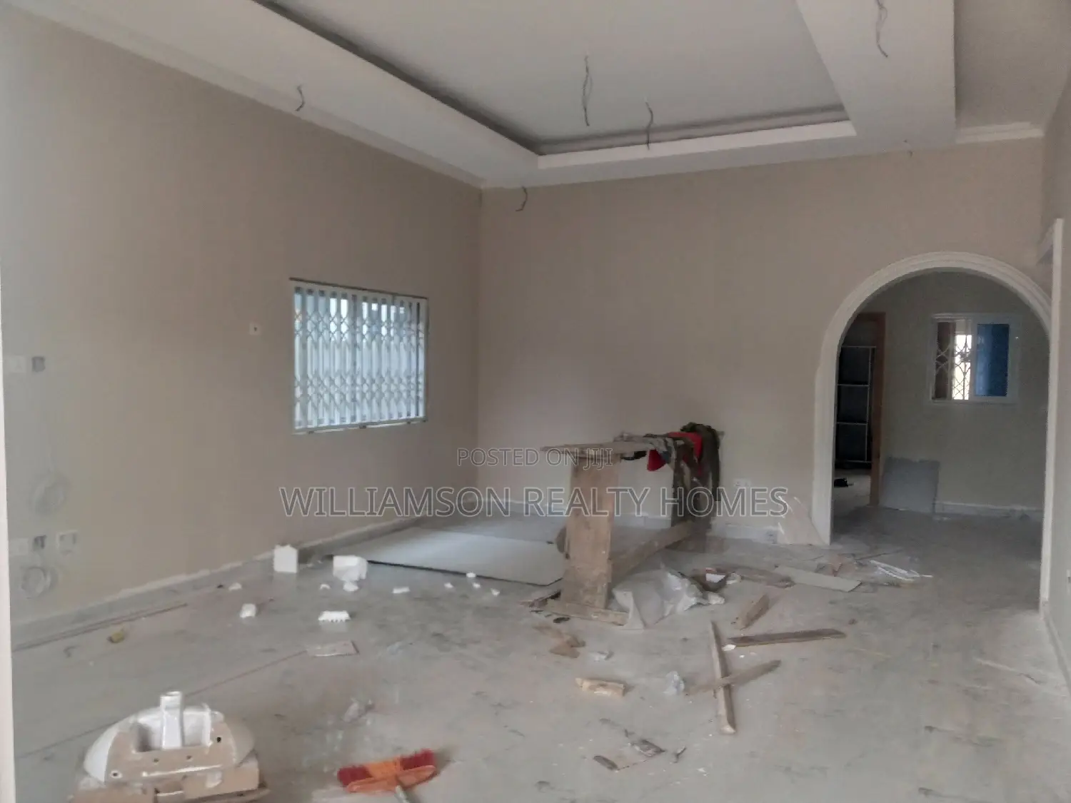 3bdrm House in Hfc Estate, Spintex for sale