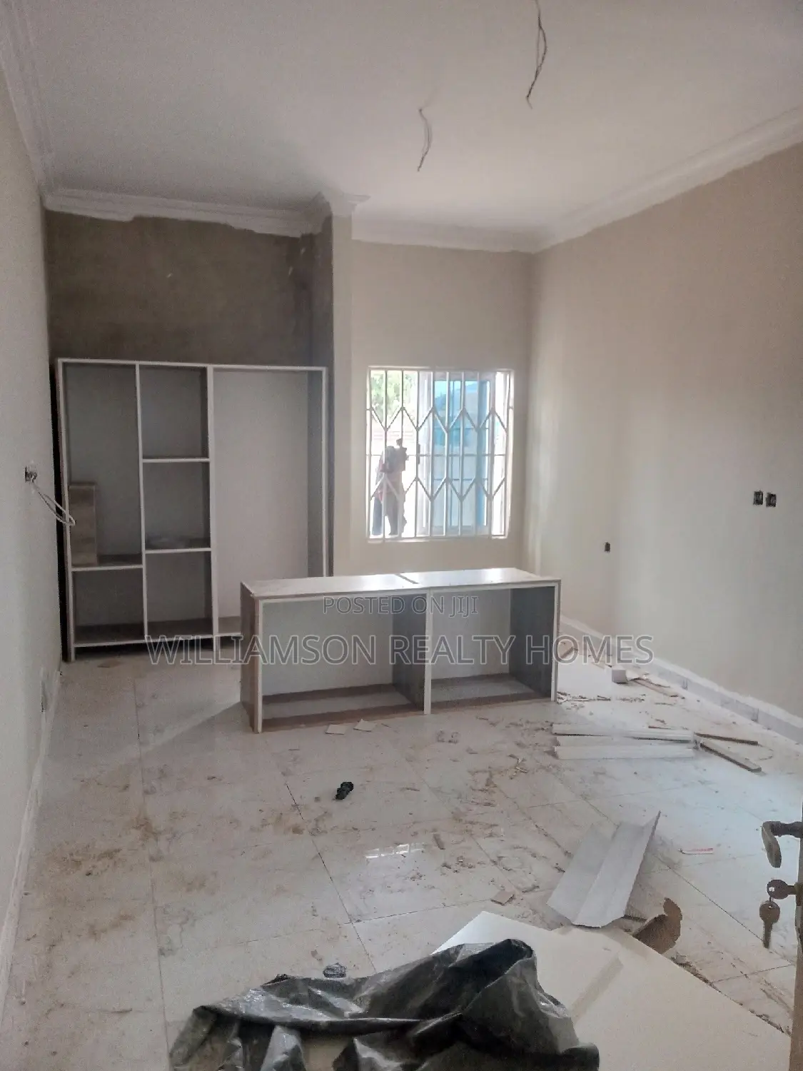 3bdrm House in Hfc Estate, Spintex for sale