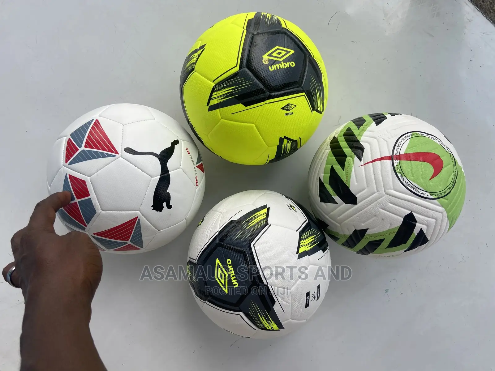 Authentic Football Suitable on All Pitch at Cool Price