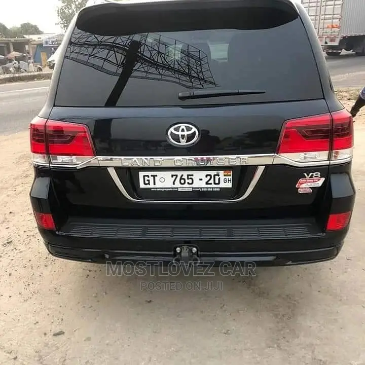 Car Rental Land Cruisers Prado for Hiring. Prado's for Rent