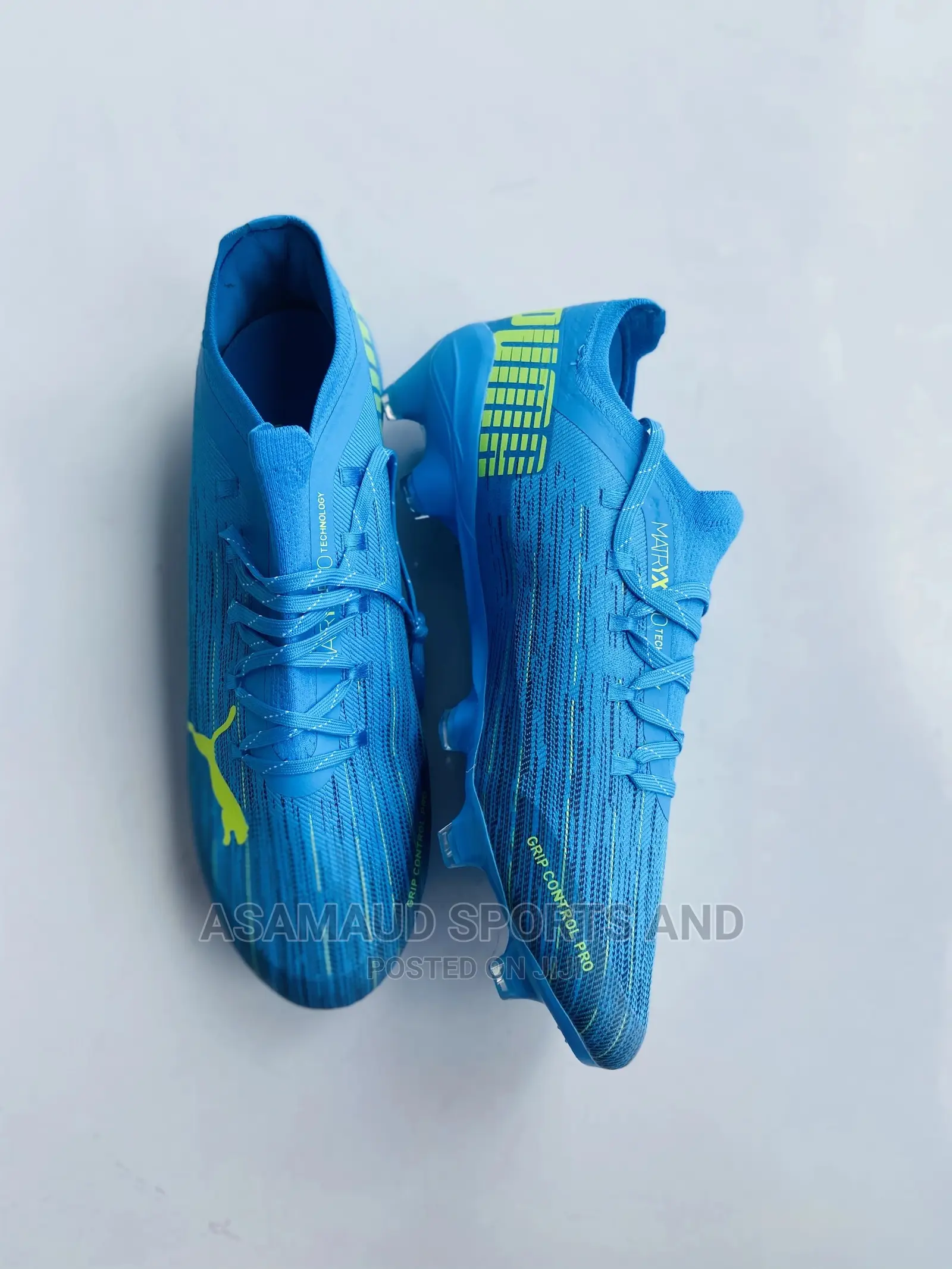 Authentic Puma Football Boot at Cool Price