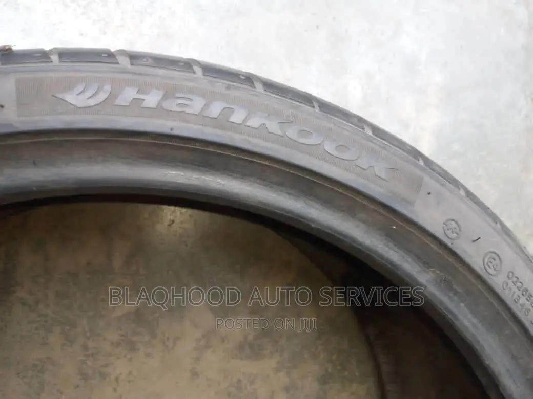 Benz C220/C250/C300 Front and Back Tyres, 225/255 40/35 R19