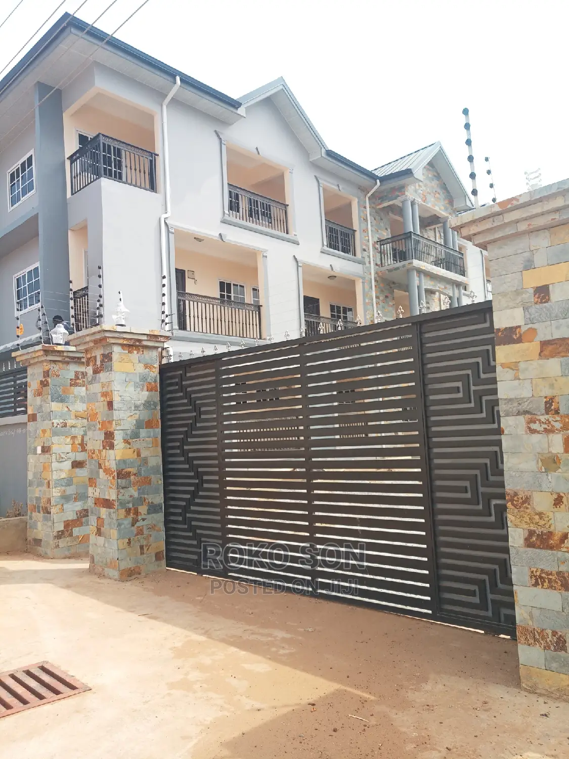 Mini Flat in Dr Roko, Pentecost for rent