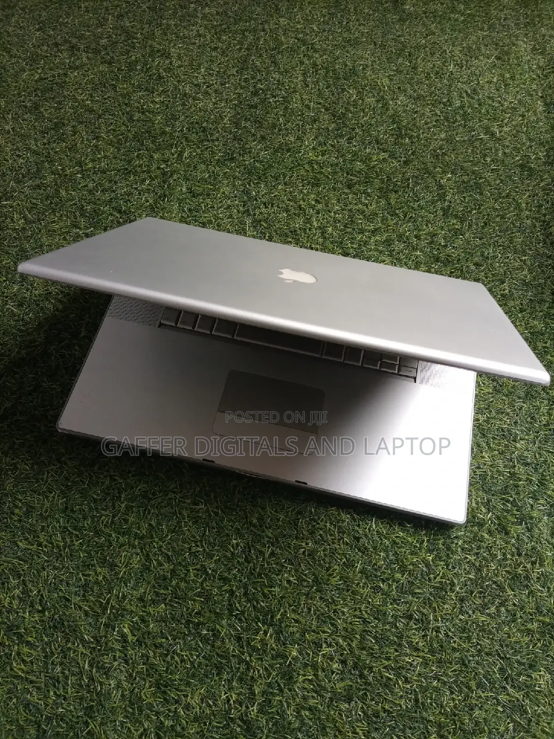 Laptop Apple MacBook 2009 2GB Intel Celeron HDD 72GB
