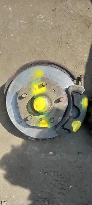 Hyundai H100/H200 Home Used Front Wheel Hub Available