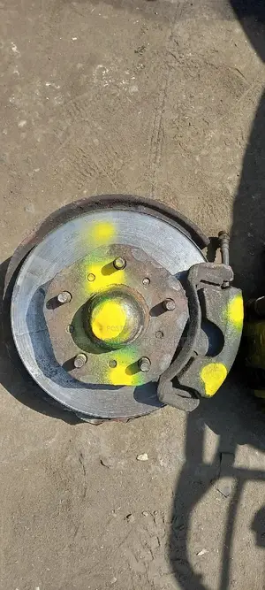 Hyundai H100/H200 Home Used Front Wheel Hub Available