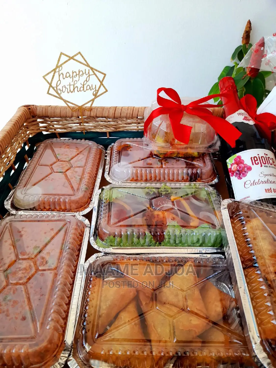 Classy and Pocket Friendly Food Baskets
