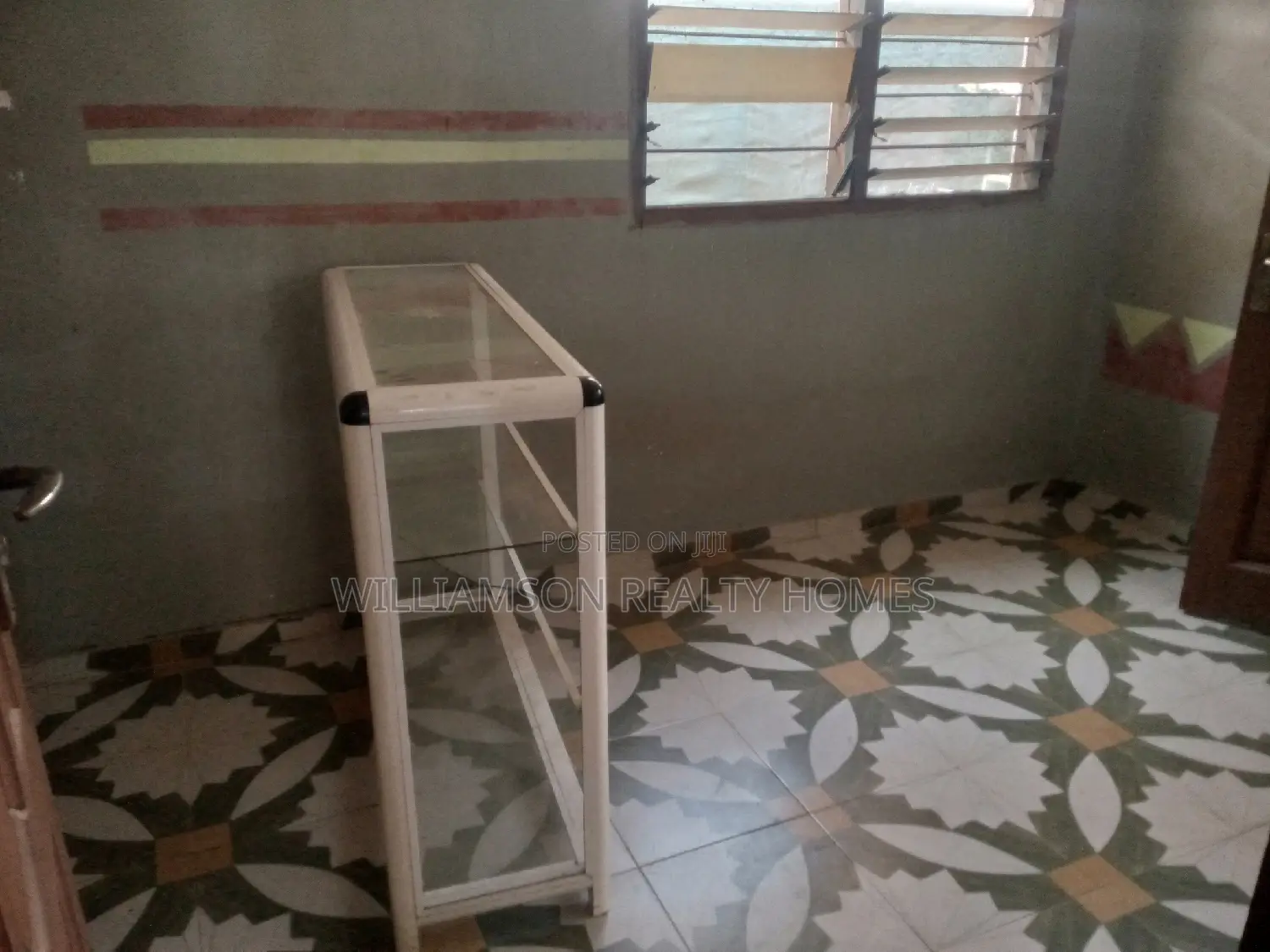 Mini Flat in Community 18, Spintex for rent