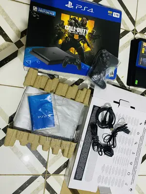 Playstation 4 Slim New Black