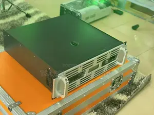 Ev P8300 Power Amplifier