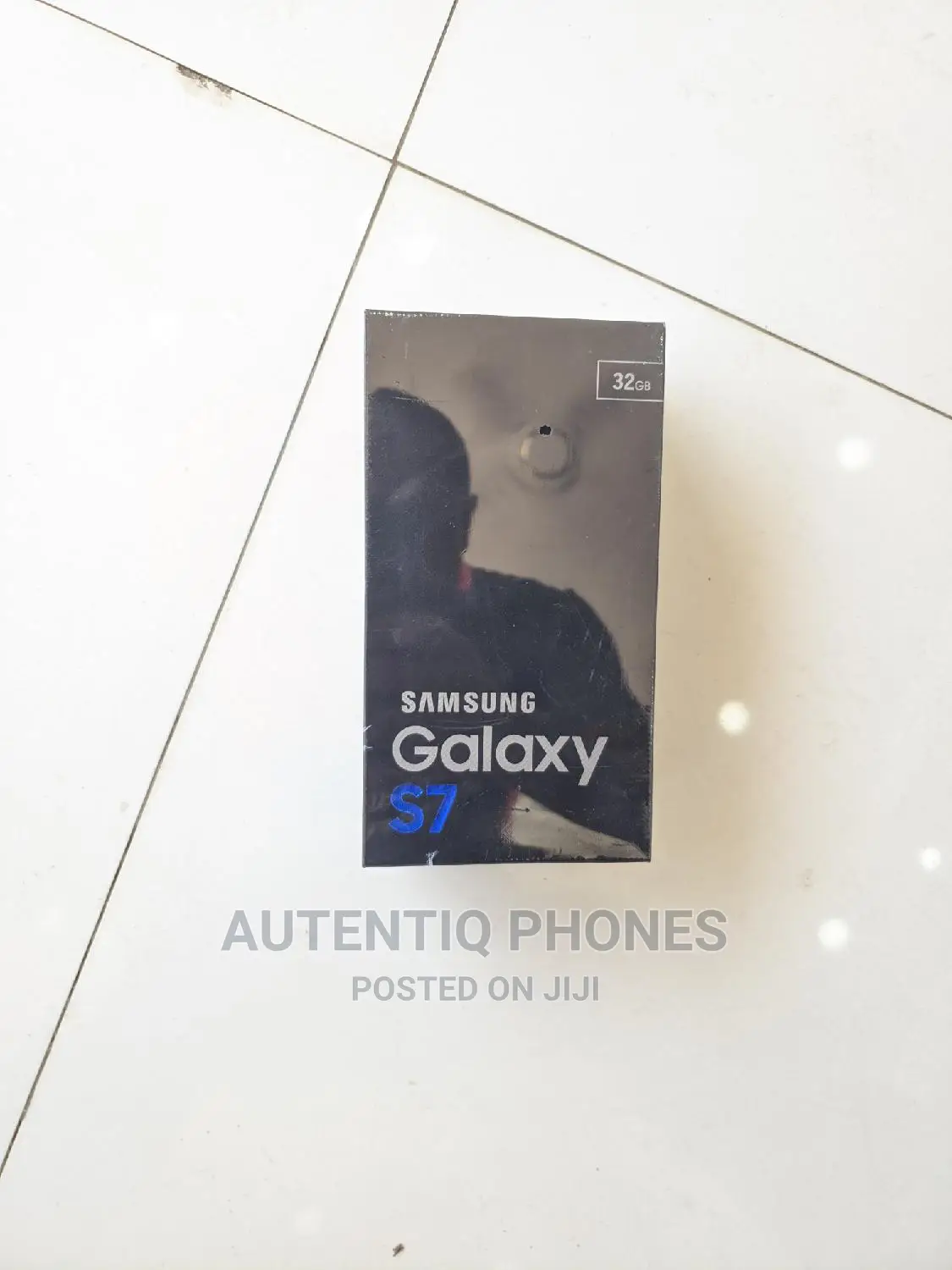New Samsung Galaxy S7 32 GB Black