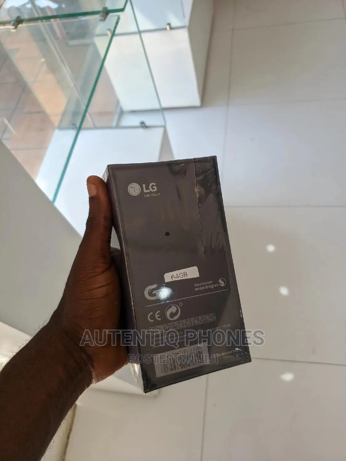 New LG G6 32 GB Black