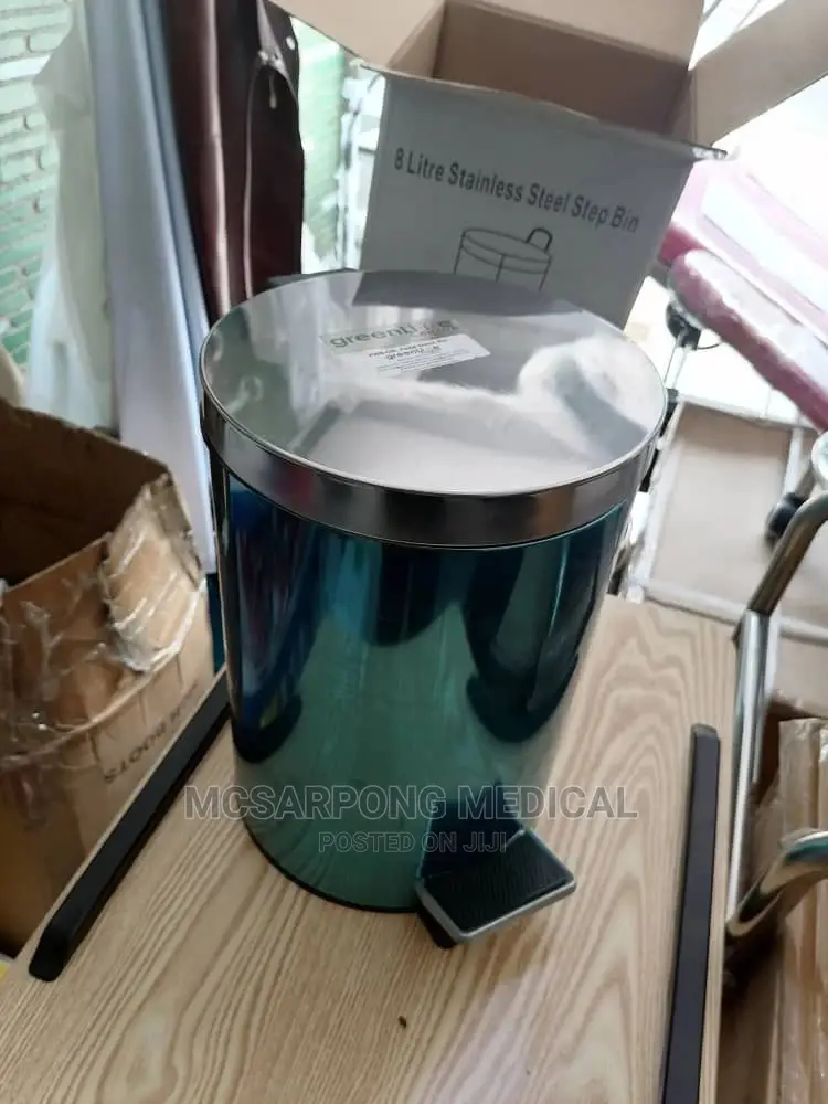 Foot Pedal Waste Bin (30 Liters Dust Bins )