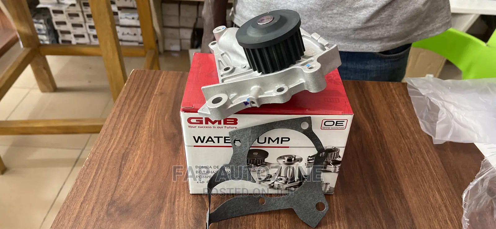 0455. Original Toyota Camry Water Pump From Usa. GWT-77a