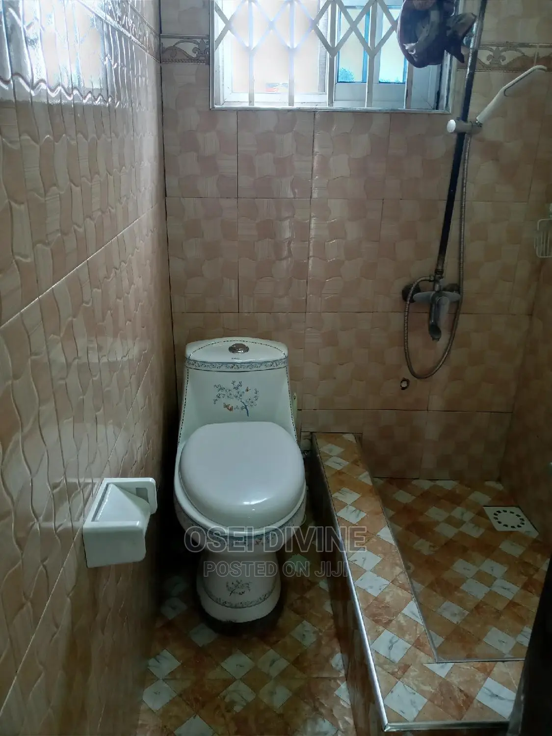 Neat 3-Bedrooms Self Compound Dansoman
