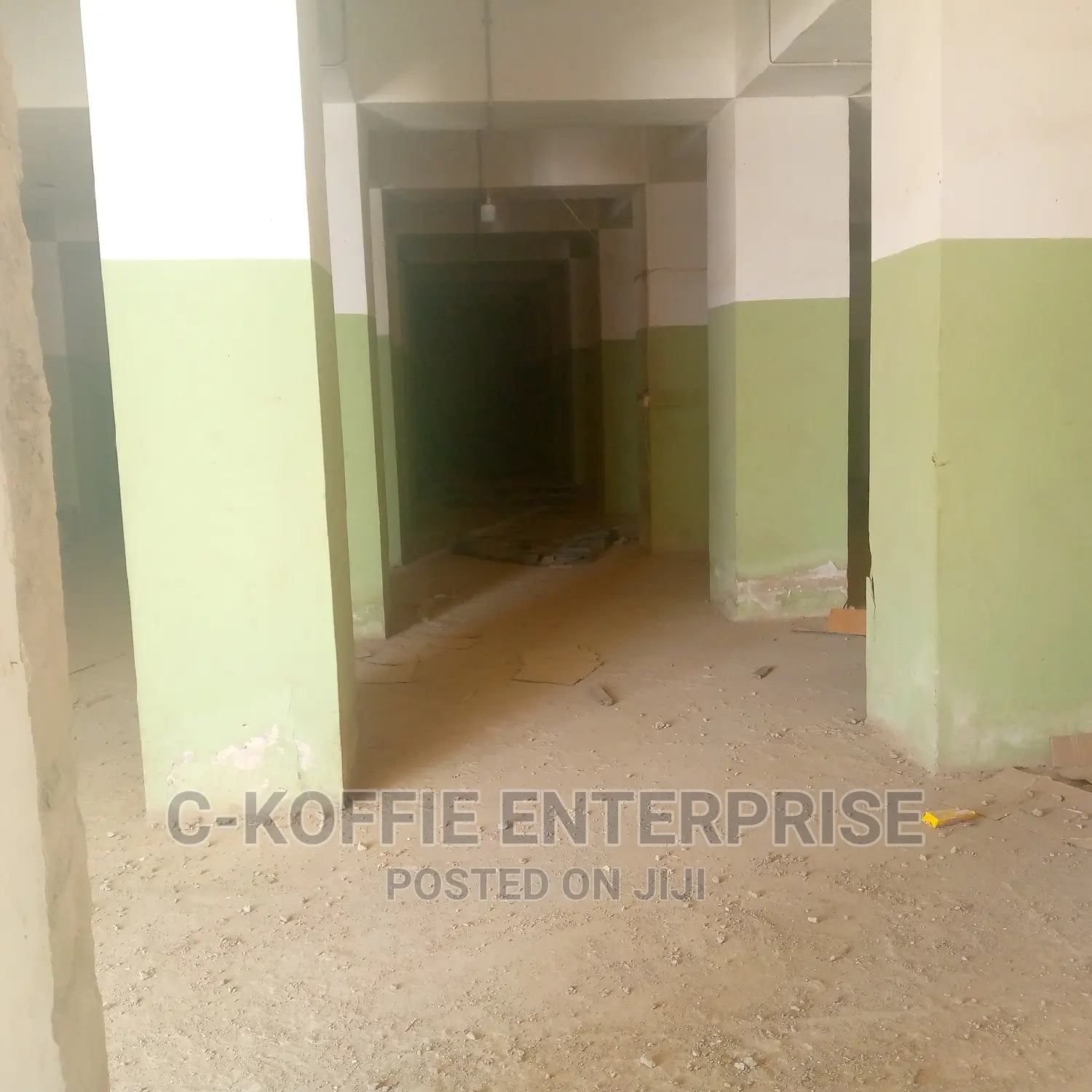 648 Sqm Warehouse at North Kaneshie for Rent