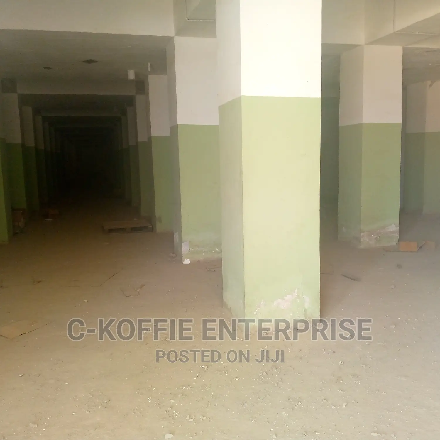 648 Sqm Warehouse at North Kaneshie for Rent