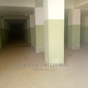 648 Sqm Warehouse at North Kaneshie for Rent