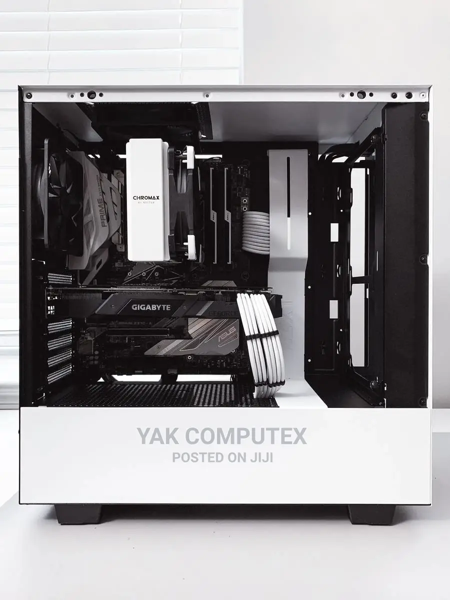 New Desktop Computer Asus ROG G20CB 16GB Intel Core I7 SSD 512GB