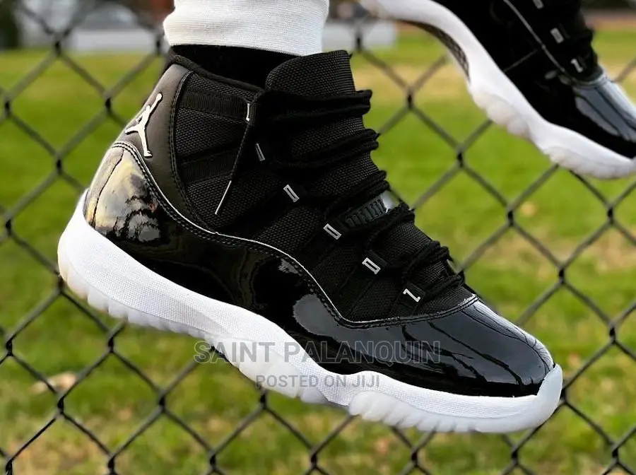 Retro 11 Black Nw
