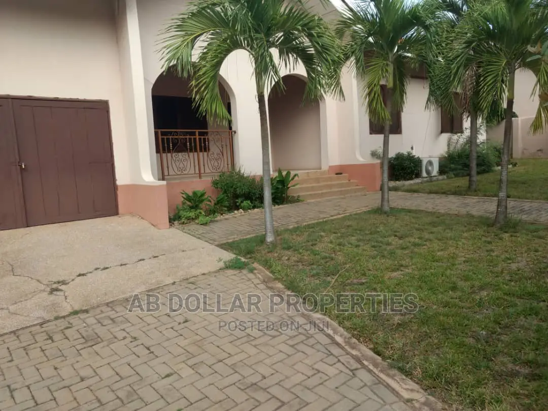 4bdrm House in Regimanuel Gray Estates for Sale
