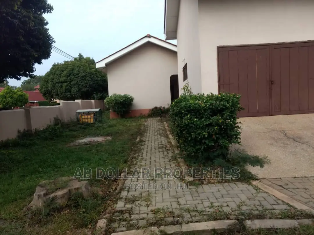 4bdrm House in Regimanuel Gray Estates for Sale