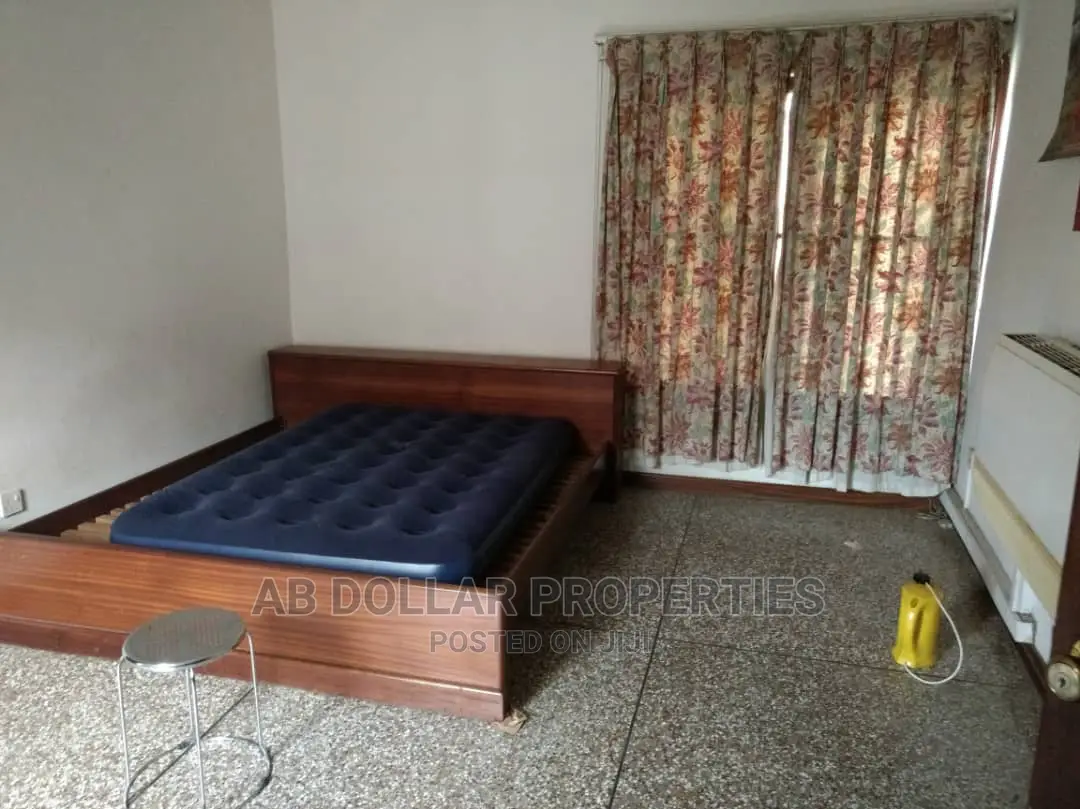4bdrm House in Regimanuel Gray Estates for Sale