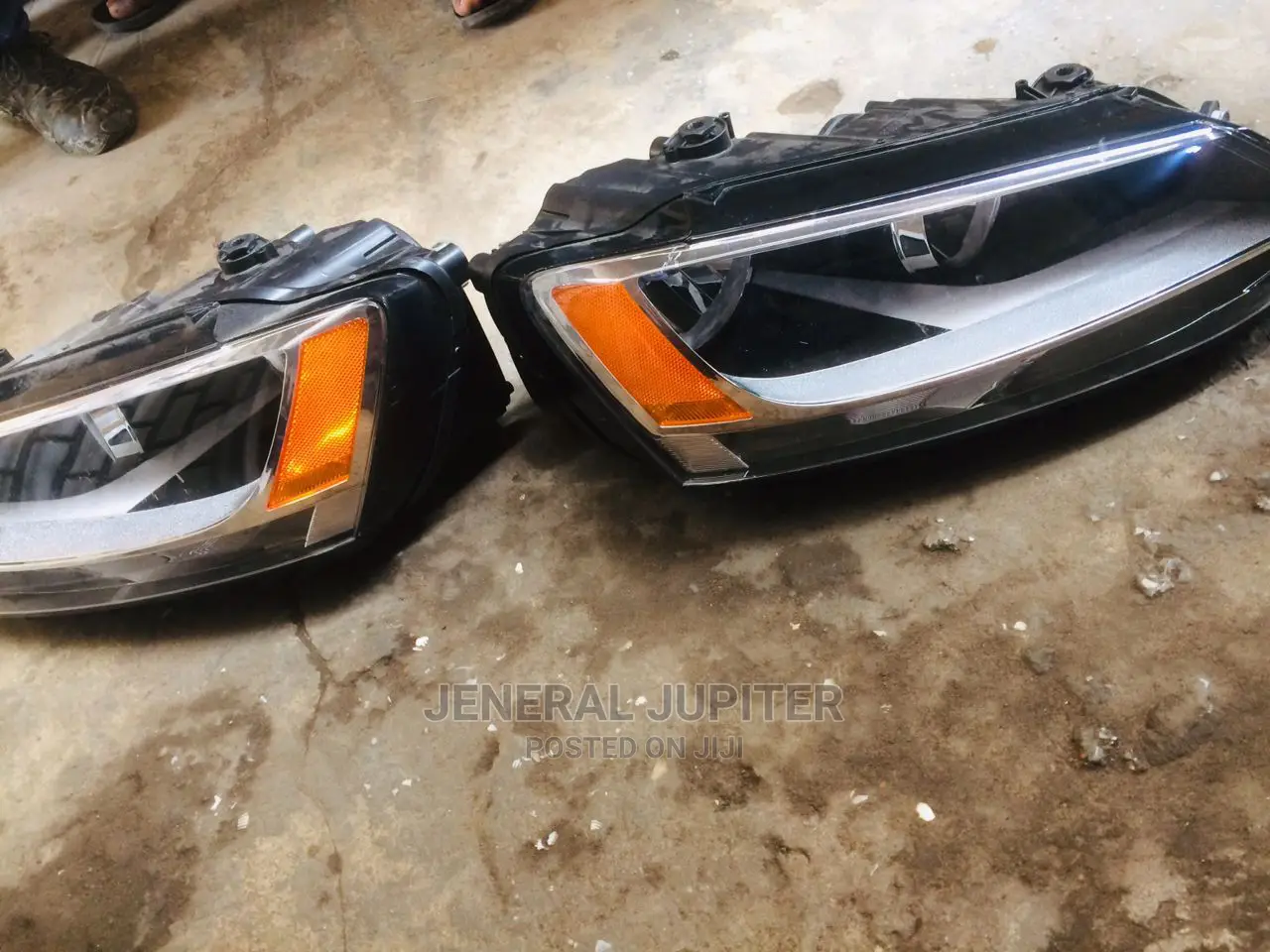 Vw Jetta 2012 Headlight Pair