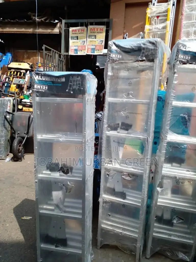 Aluminum Folding Ladder