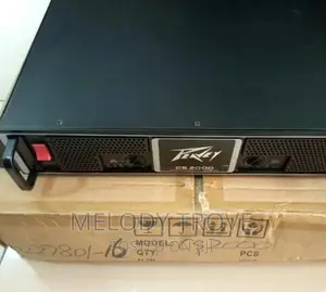 Peavey CS2000 Power Amplifier