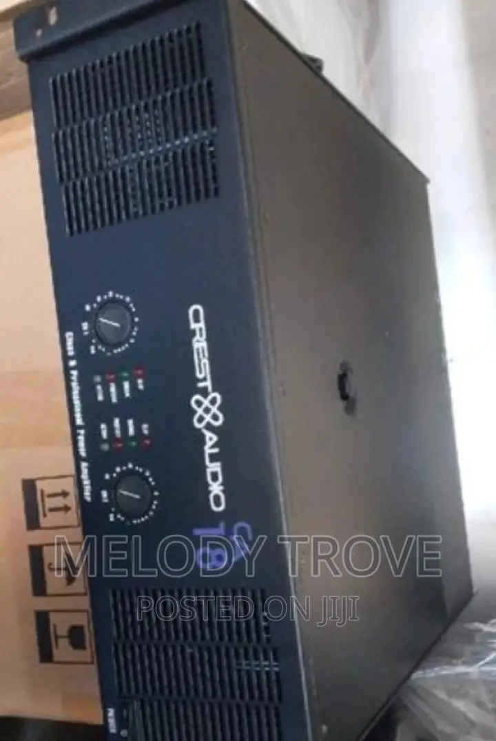 Crest Audio Bass Amplifier