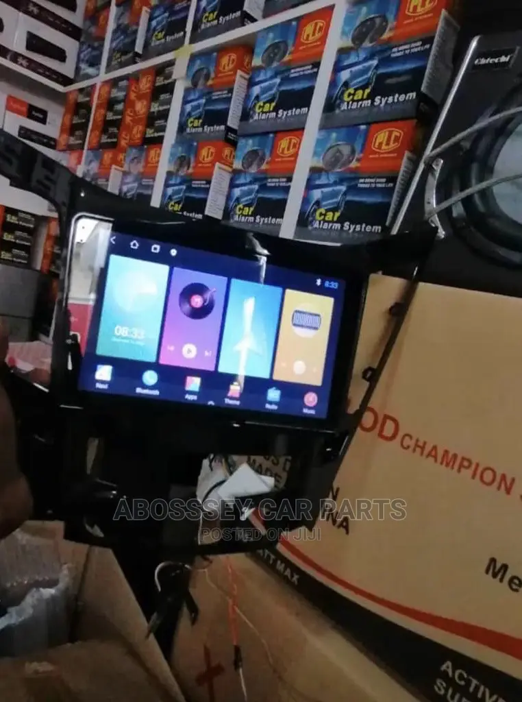 Sonata Android Available With Reverse Camera