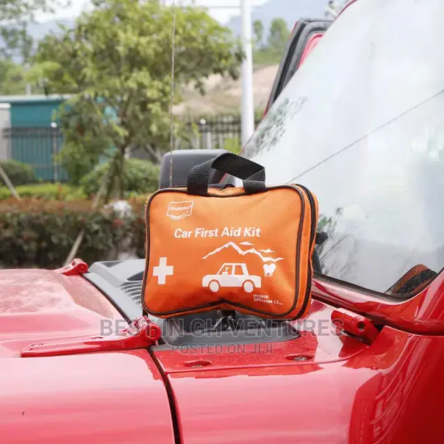 Car First Aid Kit (Well Stocked)