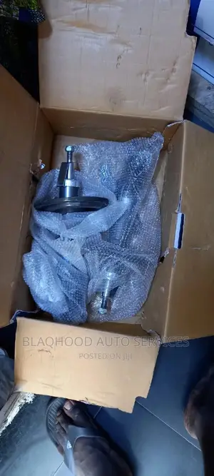 Toyota Camry Spider 2012-2014 (NEW) BACK SHOCK ABSORBER Pair