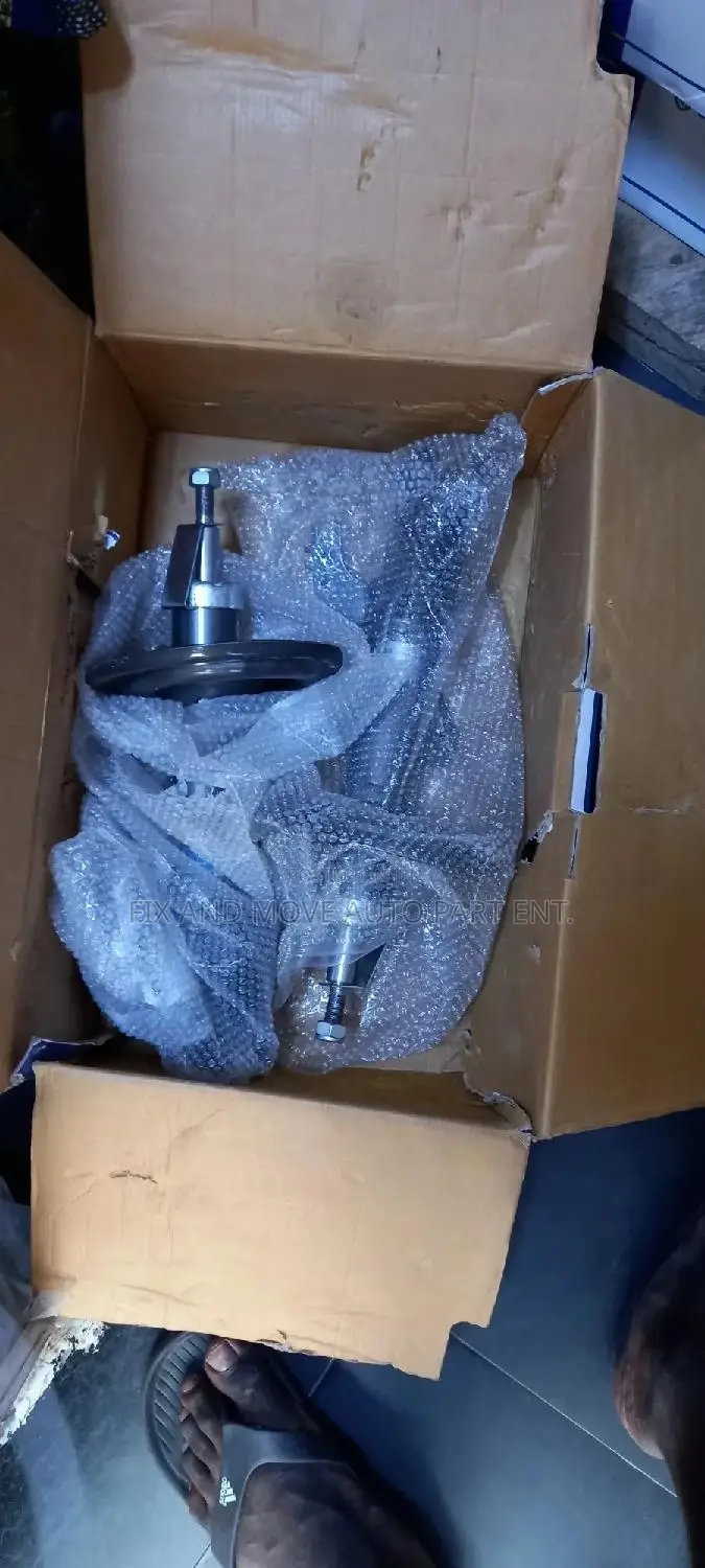Toyota Camry Spider 2012-2014 (NEW) BACK SHOCK ABSORBER Pair