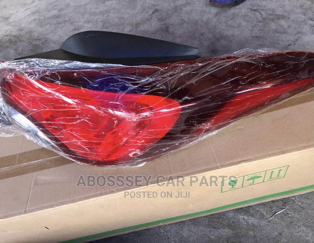 Hyundai Elantra Tailight Available