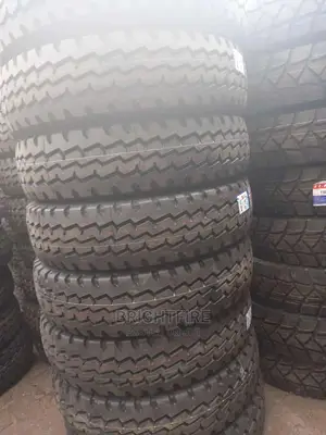 315/80r22.5 Tires