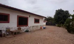5bdrm House in Ampomah, Frafraha for sale