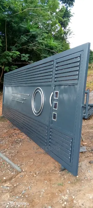 Ed Sliding Gate