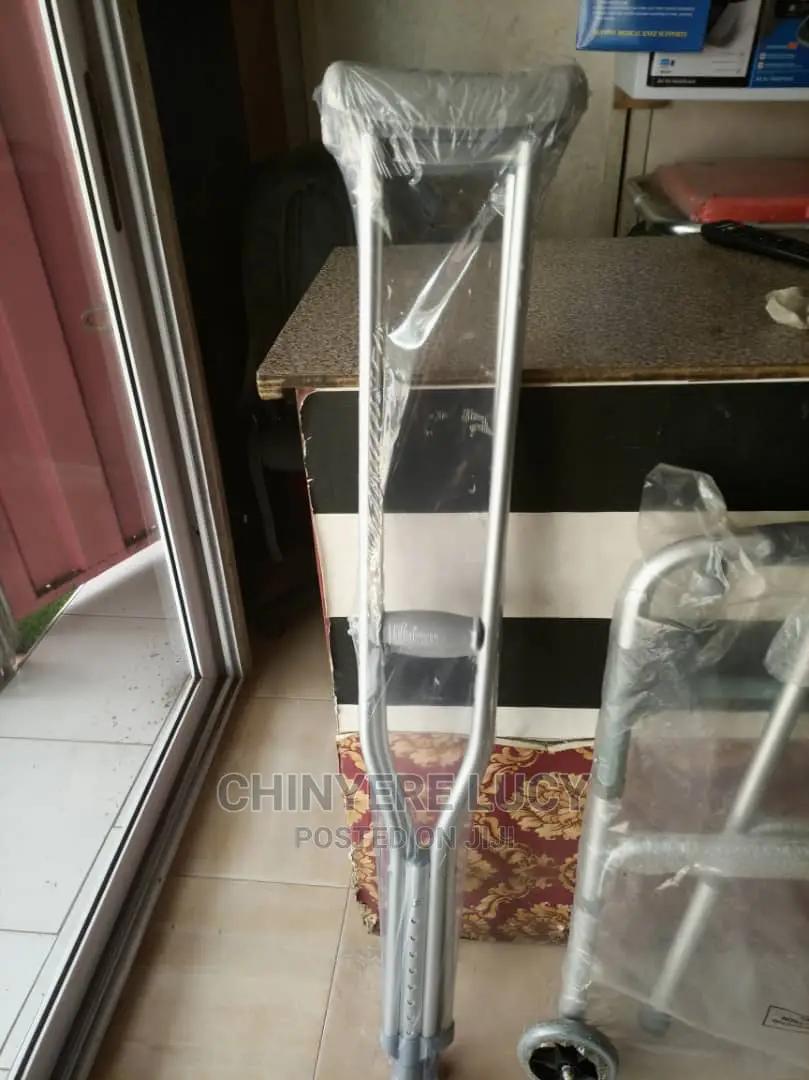 Armpit Crutches