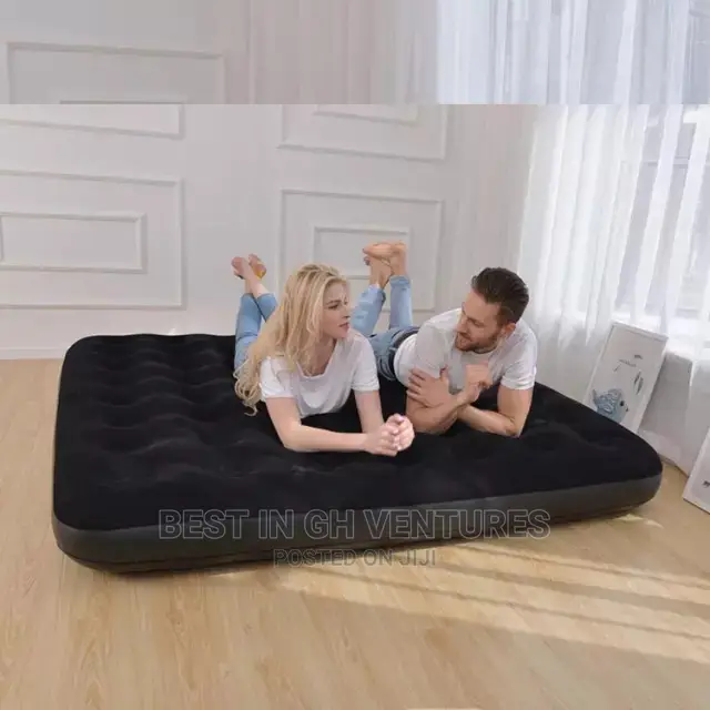 Man Womans Air Mattress + Free Pump