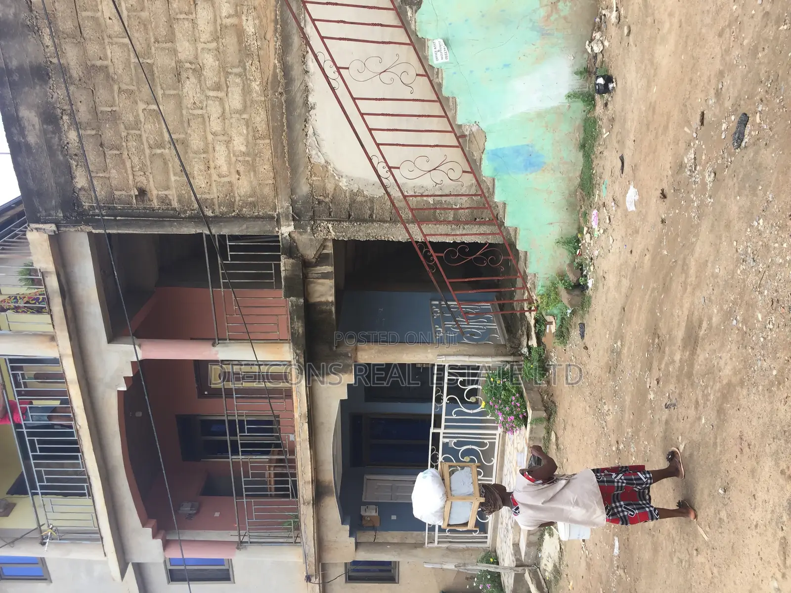8 Shops 3 Chamber and Hall Self Contained for Sale