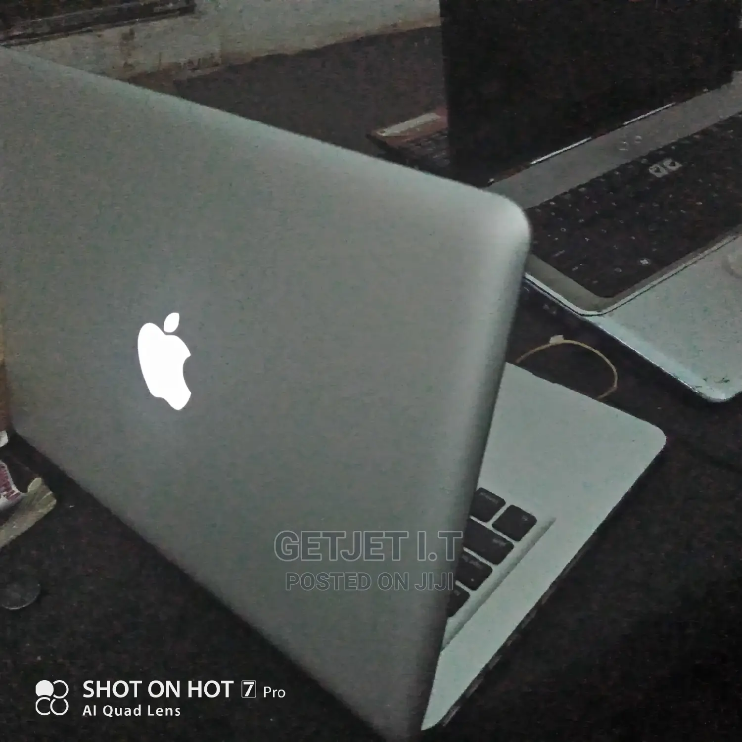 Laptop Apple MacBook Pro 8GB Intel Core I7 SSHD (Hybrid) 750GB