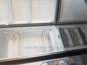 Nasco 198 LTR Bottom Freezer