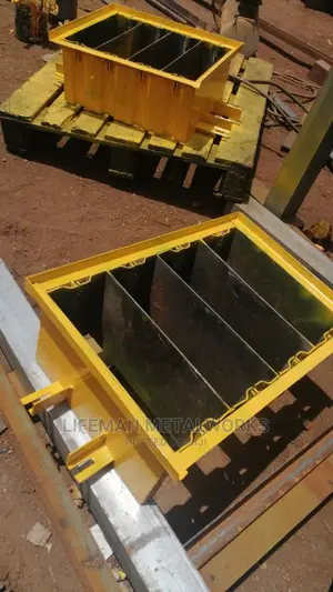 4 in 1 Square Block Mould