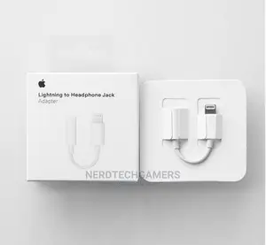 Apple Lightning Headphone Jack Adapter