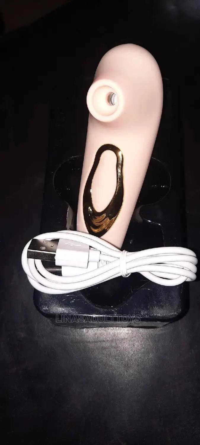 Clitoris Sucker Rechargeable Portable Massager