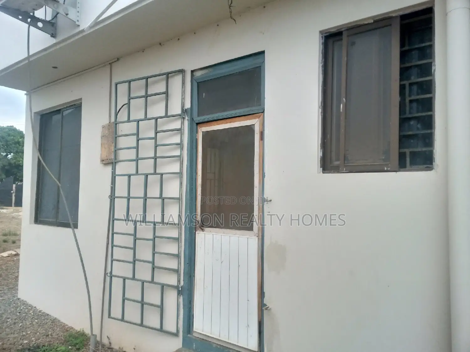 1bdrm Apartment in Hfc Estate, Spintex for rent