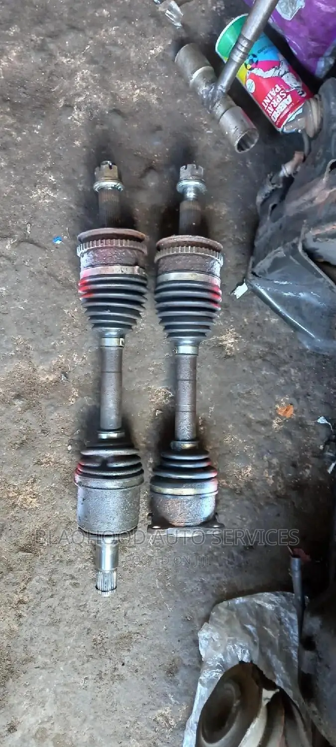 Mitsubishi L200(Vodafone) Front DRIVE SHAFT Pair Available